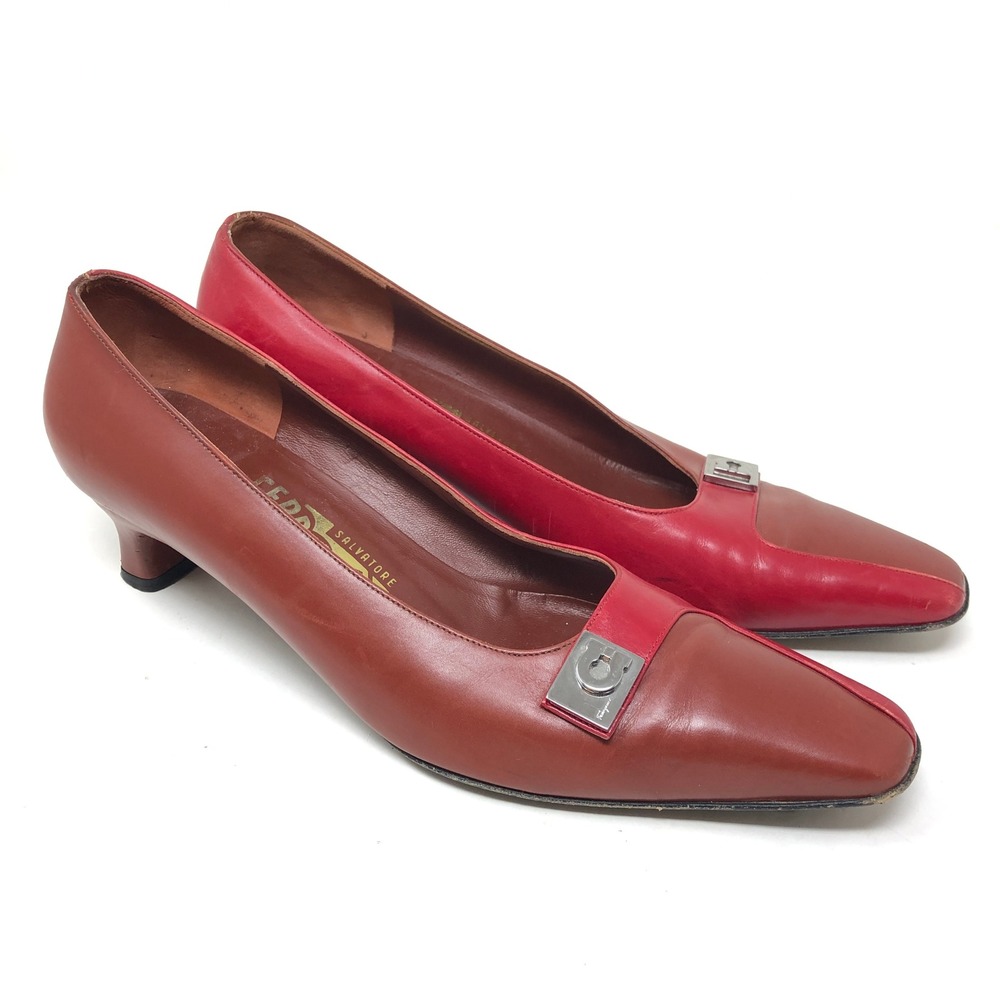 Vintage Salvatore Ferragamo Womens 8 Pumps Two Tone Red Leather Kitten Heel